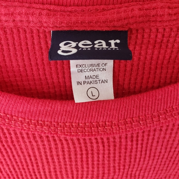 2 Large Gear thermals - Picture 2 of 3